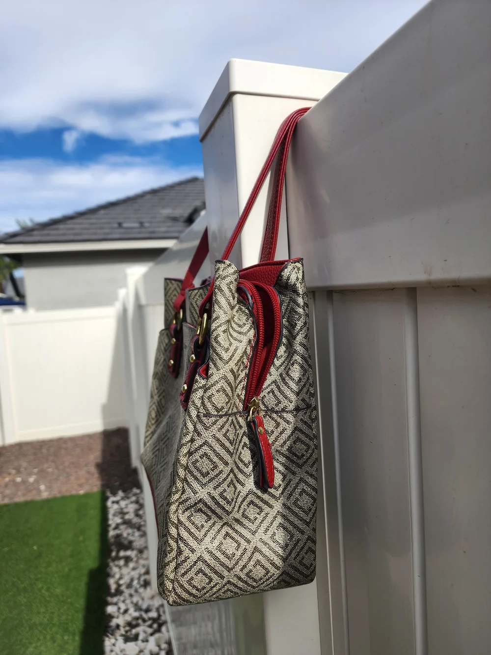 NWOT Vintage Liz Claiborne Park Slope Satchel Bag - Grey Monogram & Red Trim